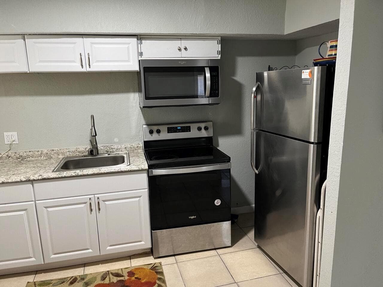 813 9th Avenue N # B, FL 33460 photo 5