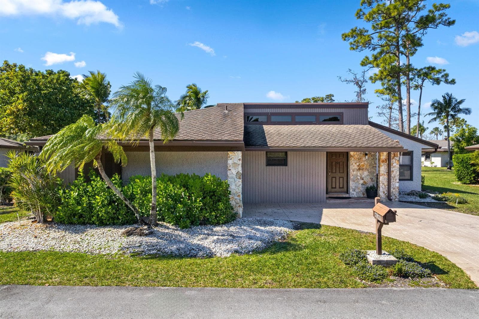 7811 BEECHFERN Circle # 26, Tamarac, FL 33321 photo 3