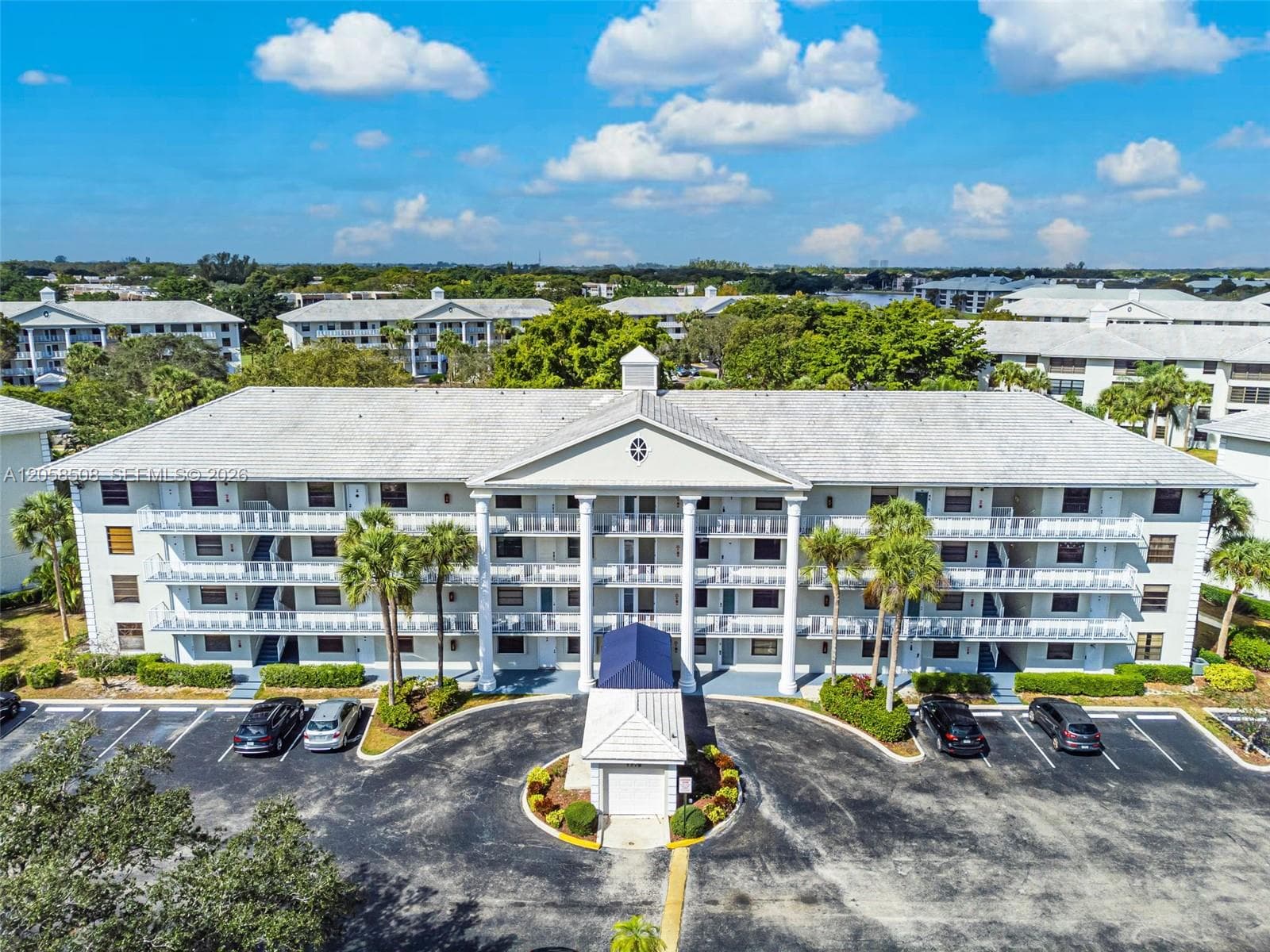 1719 Whitehall Dr # 304, Davie, FL 33324