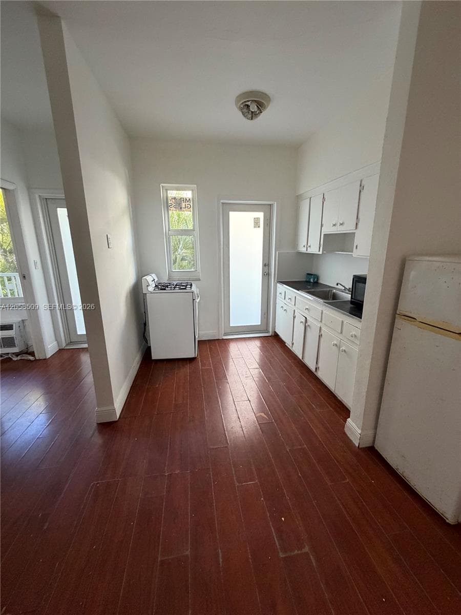 1026 Euclid Ave # 6, Miami Beach, FL 33139 photo 4