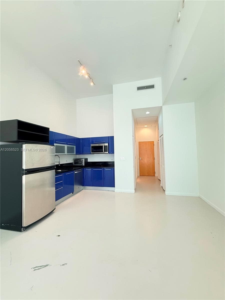 244 BISCAYNE BL # 250, Miami, FL 33132 photo 5