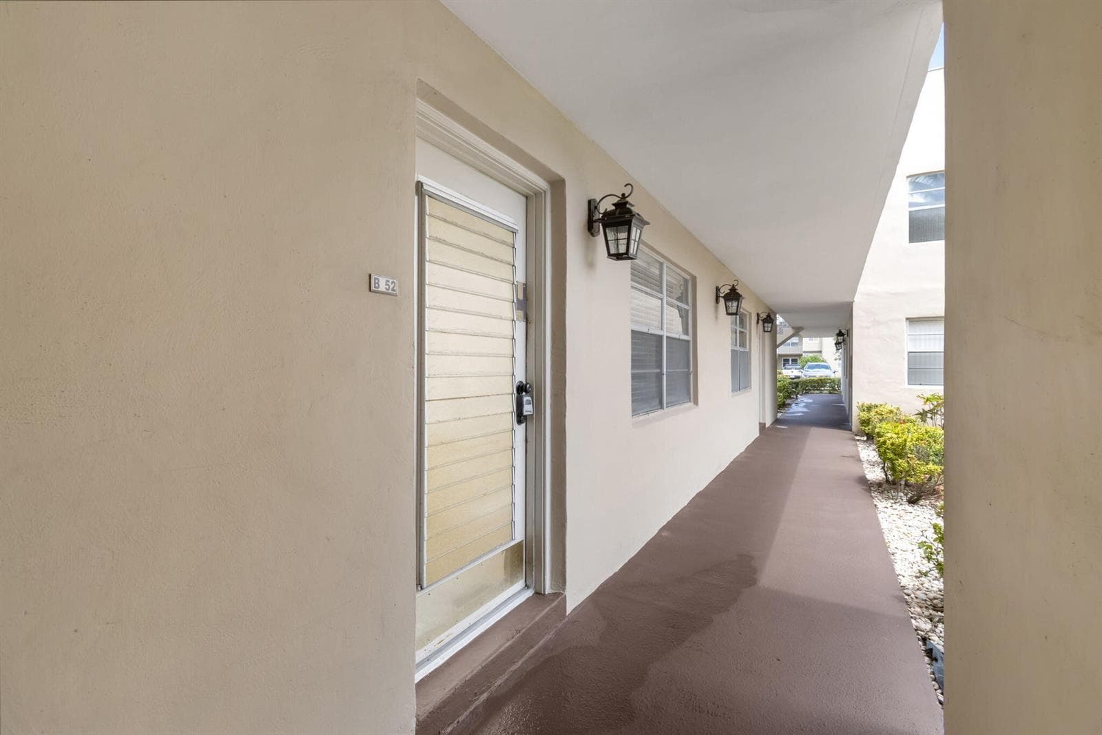 52 BURGUNDY B, Delray Beach, FL 33484 photo 2