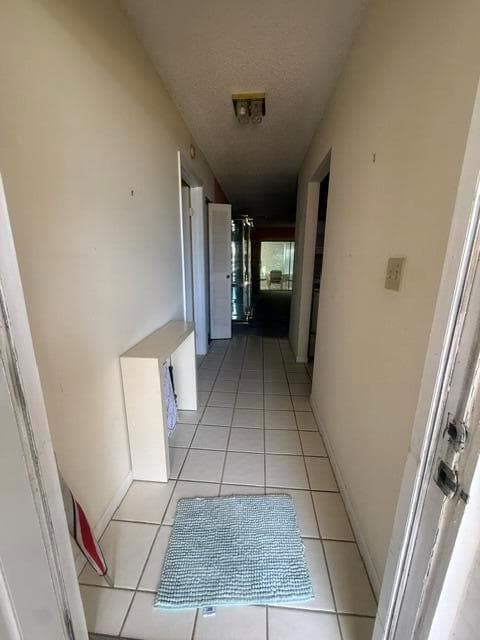 197 Lake Susan Lane, West Palm Beach, FL 33411 photo 3