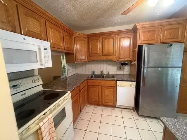 197 Lake Susan Lane, West Palm Beach, FL 33411 photo 4