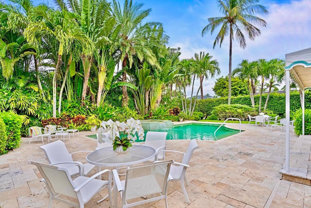 1421 N LAKE Way, Palm Beach, FL 33480 photo 2