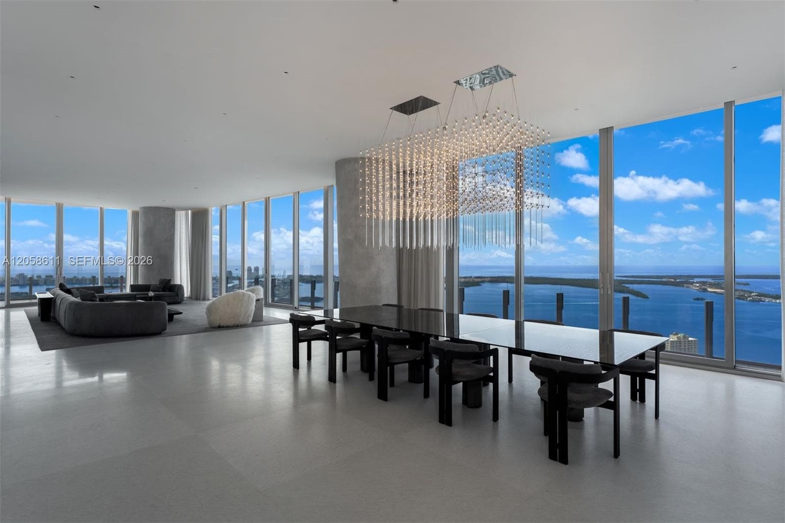 300 Biscayne Boulevard Way # 5801C, Miami, FL 33131 photo 2