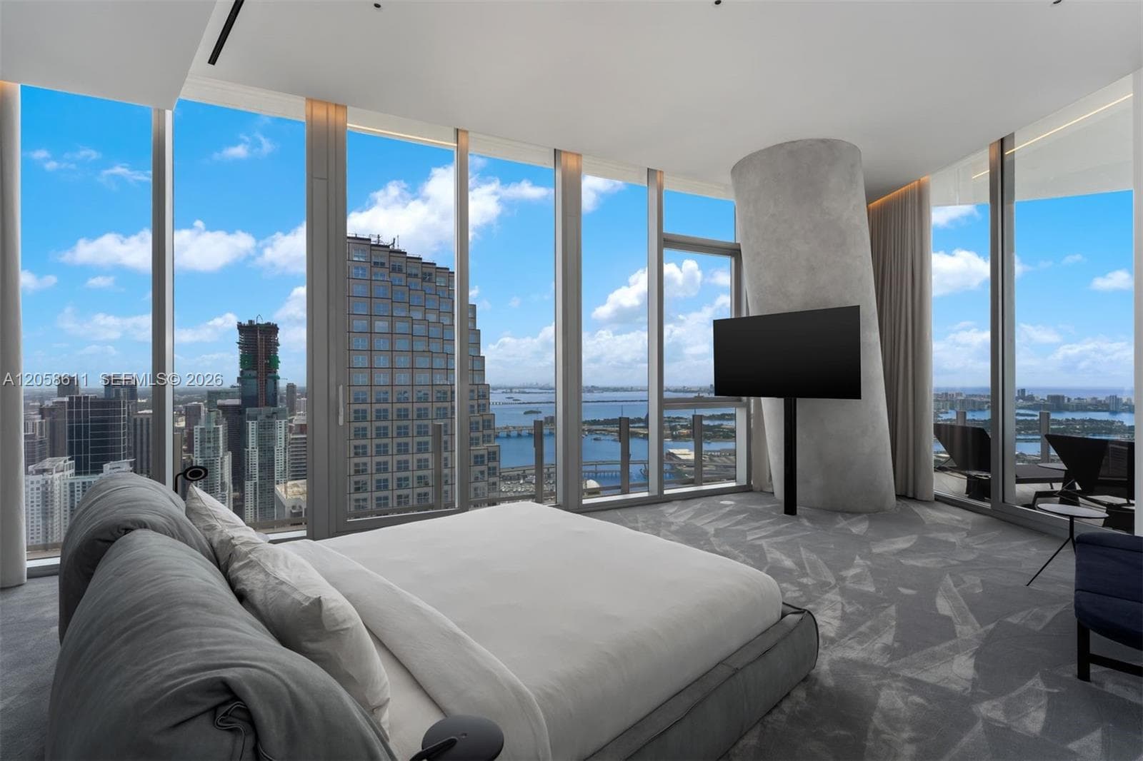 300 Biscayne Boulevard Way # 5801C, Miami, FL 33131 photo 5