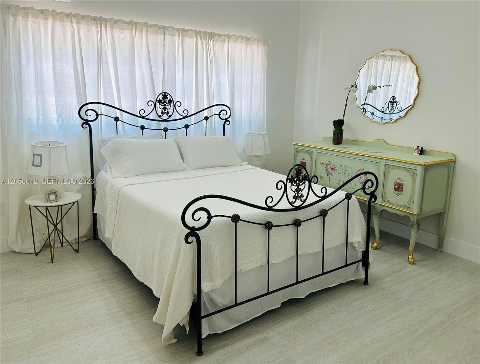 6401 SW 39th Ter, Miami, FL 33155 photo 2