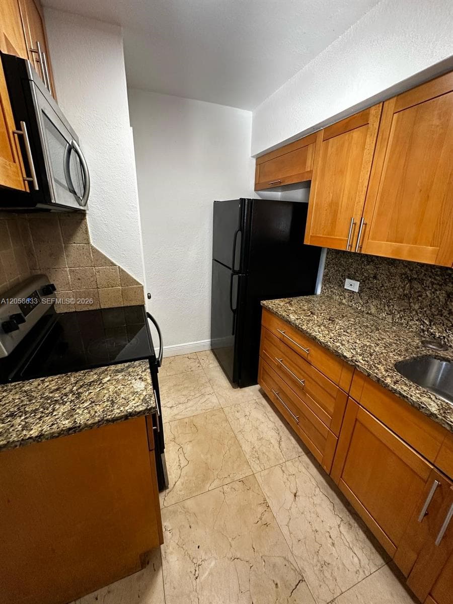 903 NE 111th St # 903, Biscayne Park, FL 33161 photo 2