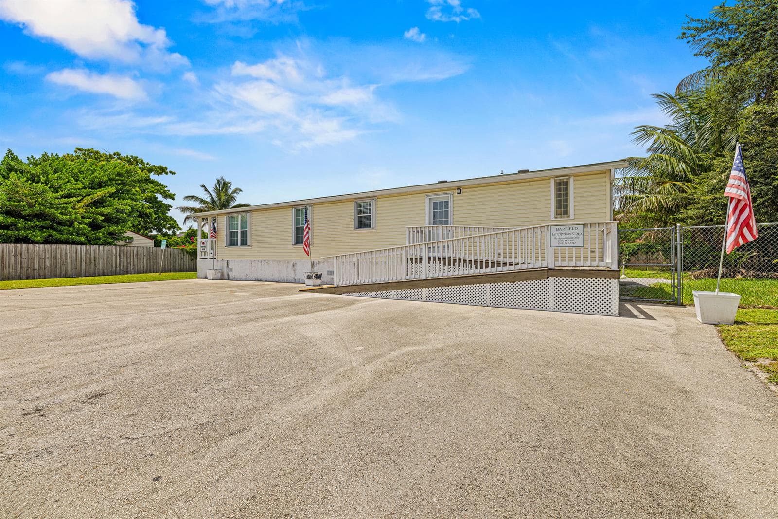 10105 SW Sandalfoot Boulevard, Boca Raton, FL 33428 photo 3