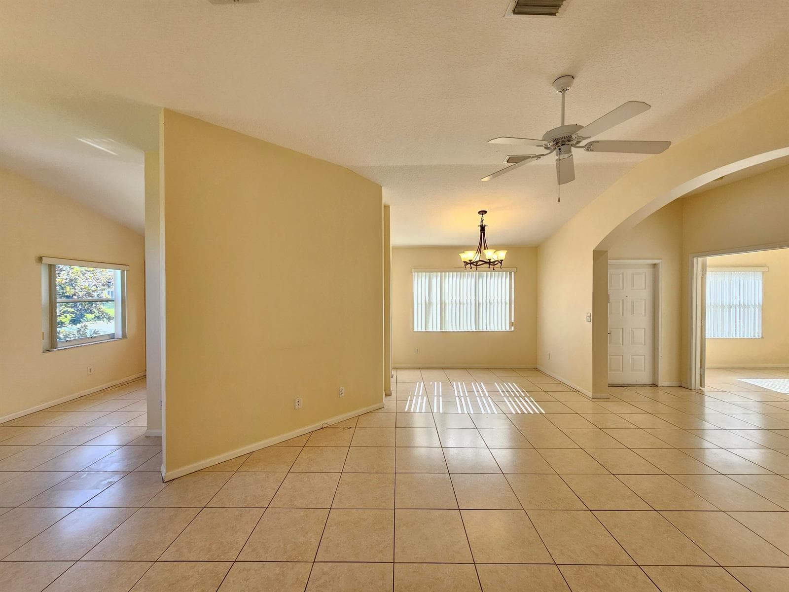 12827 HAMPTON LAKES Circle, Boynton Beach, FL 33436 photo 5