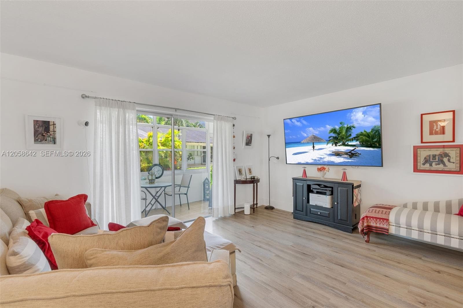 233 NE 14th Ave # 108, Hallandale Beach, FL 33009 photo 3