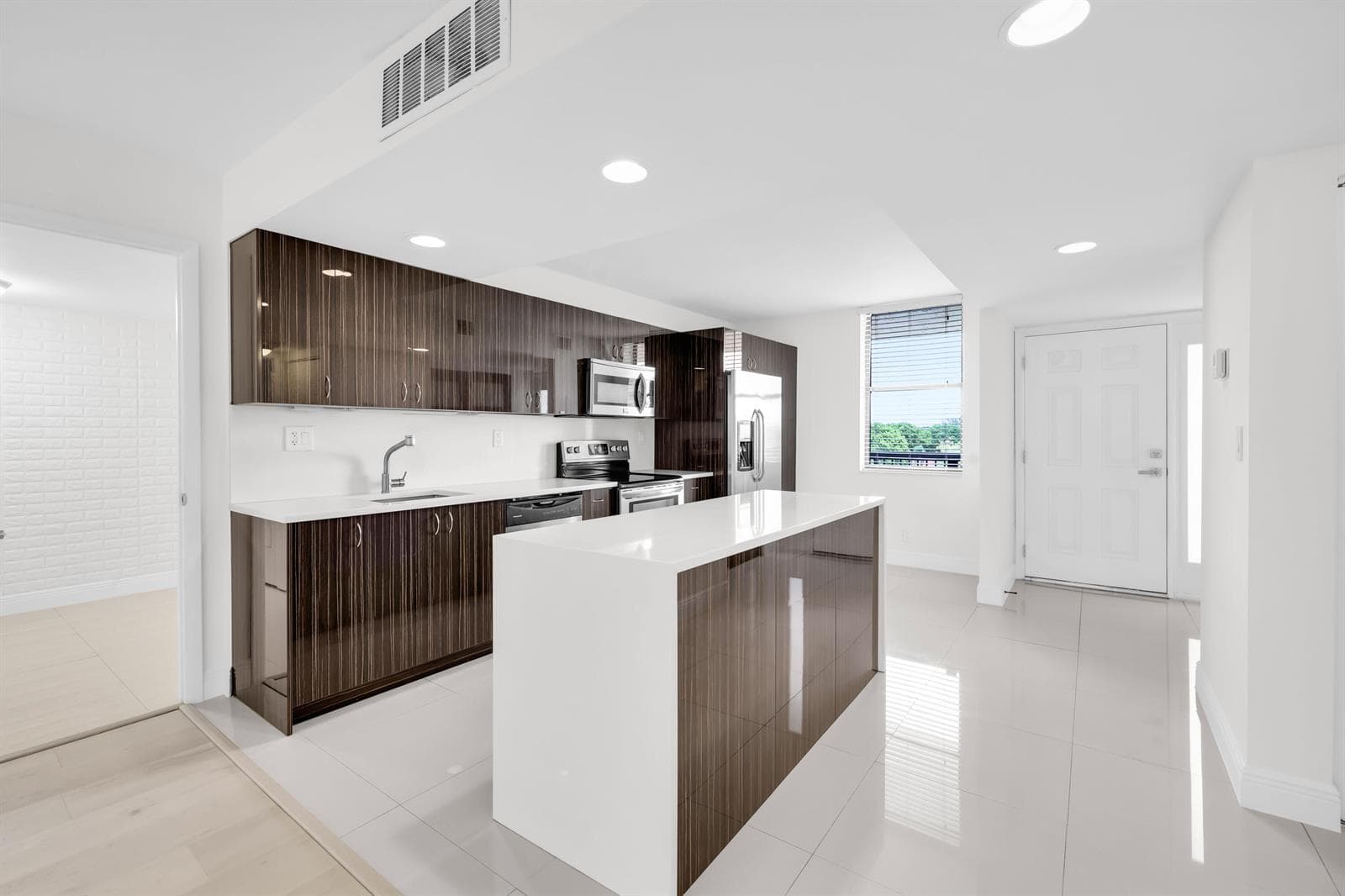 2768 Carambola Circle S # 501, Coconut Creek, FL 33066 photo 5