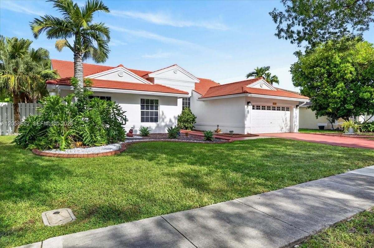 4025 SW 152nd Ave, Miramar, FL 33027 photo 2
