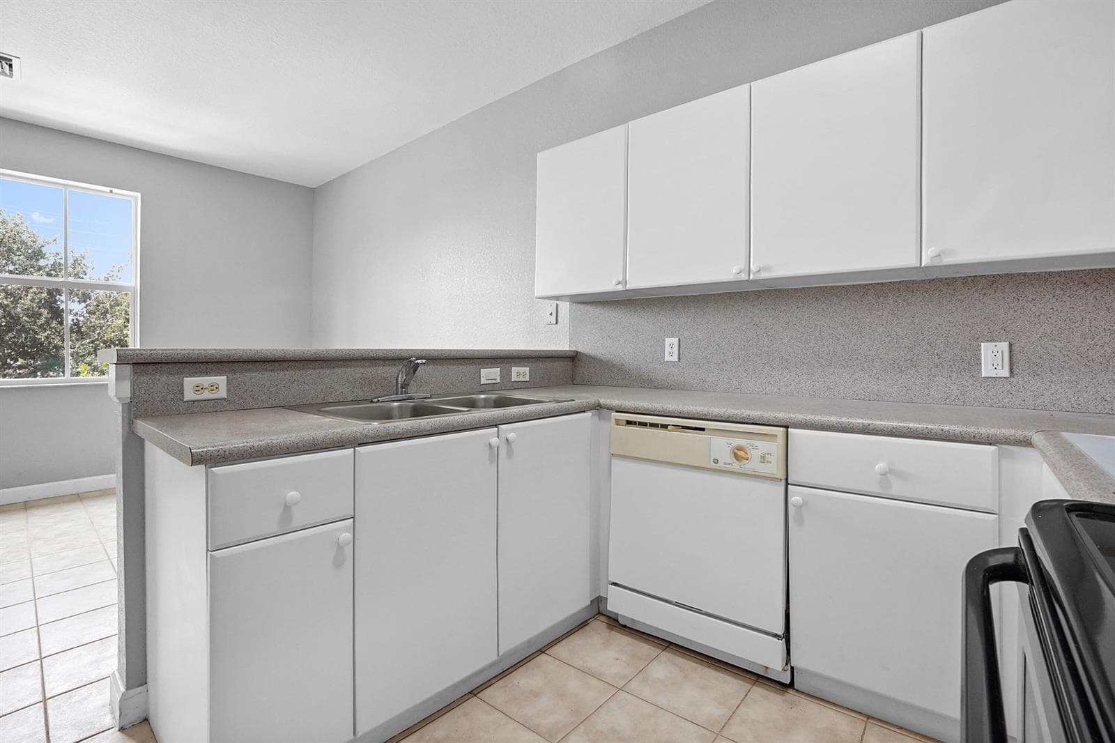 2019 Shoma Drive # 178, Royal Palm Beach, FL 33414 photo 5