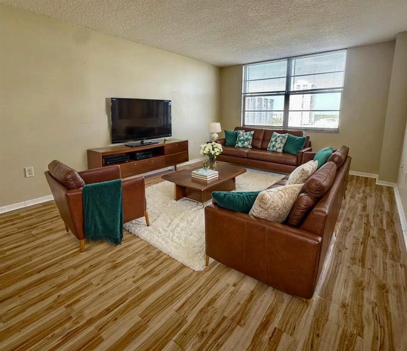 2851 NE 183RD Street # 914E, Aventura, FL 33160