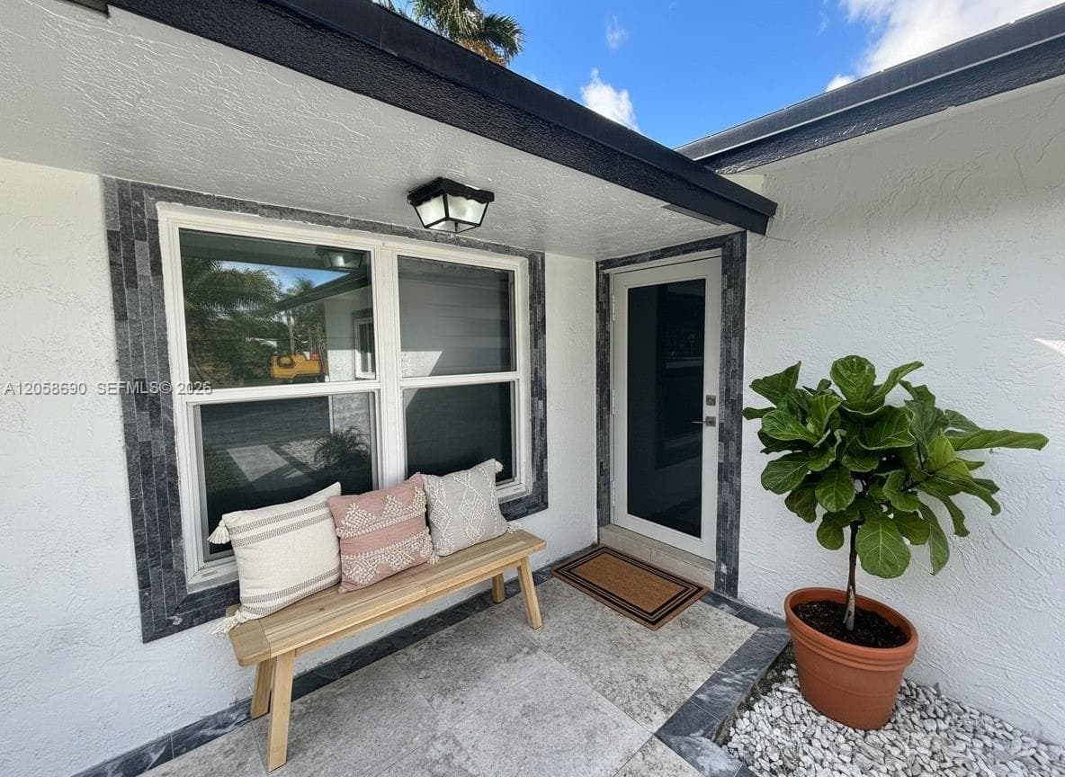 2900 SW 16th St, Fort Lauderdale, FL 33312 photo 3