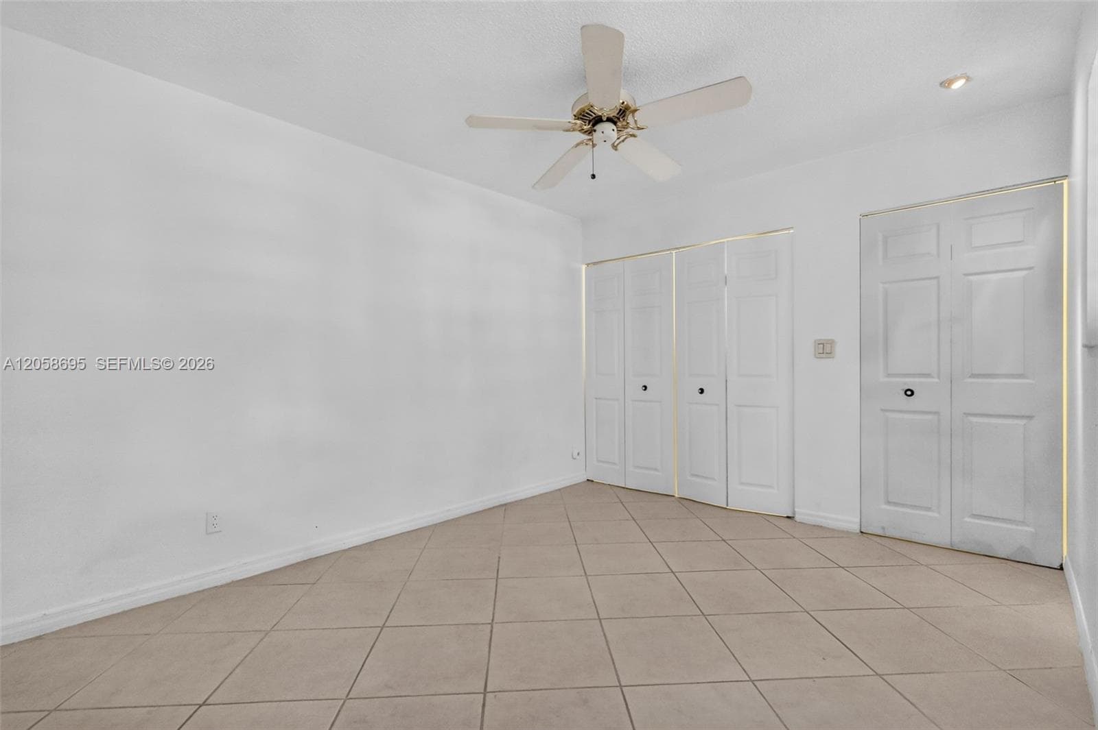 1130 NE 210th Ter, Miami, FL 33179 photo 5