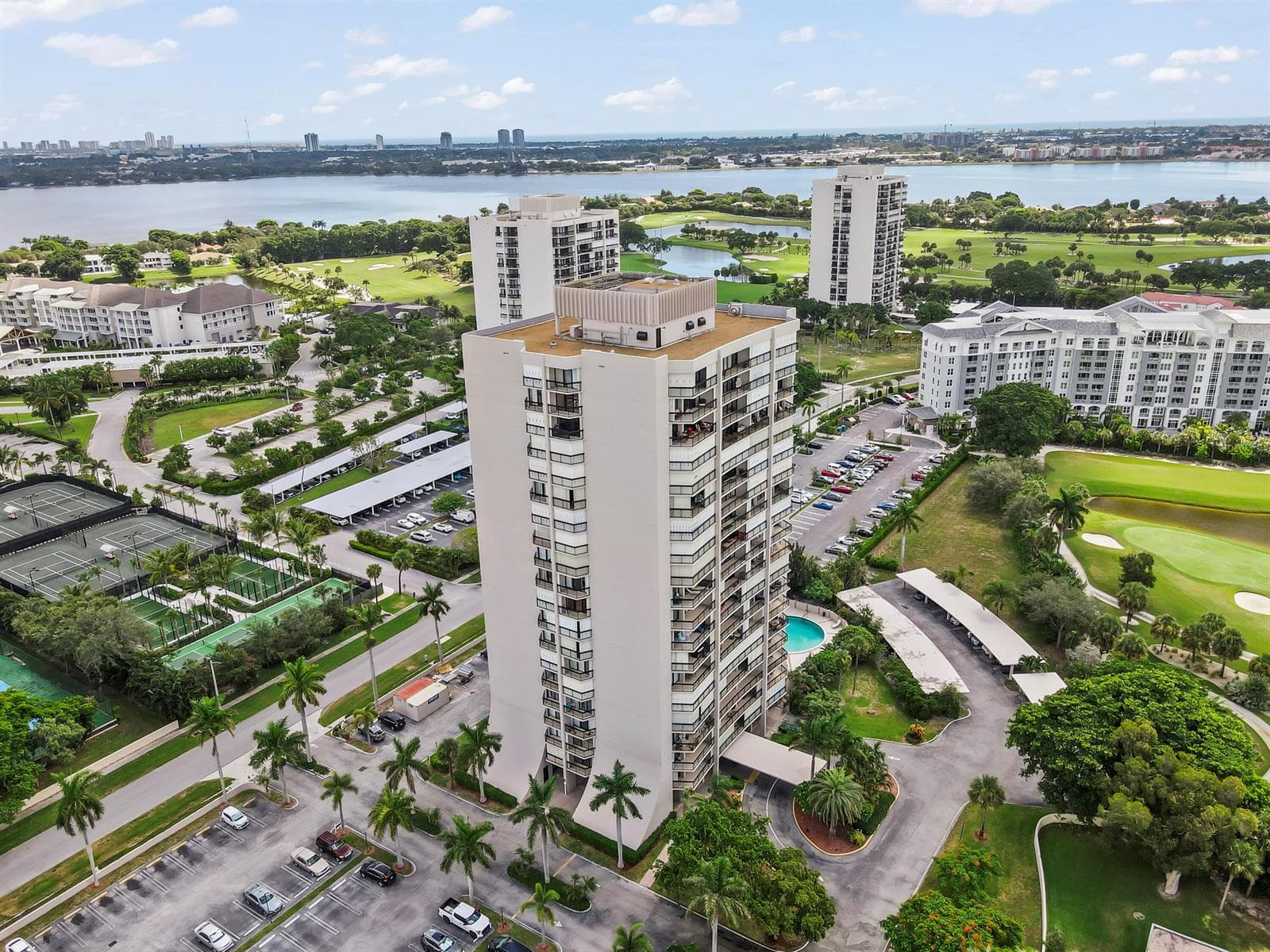 2425 PRESIDENTIAL Way # 1006, West Palm Beach, FL 33401 photo 4