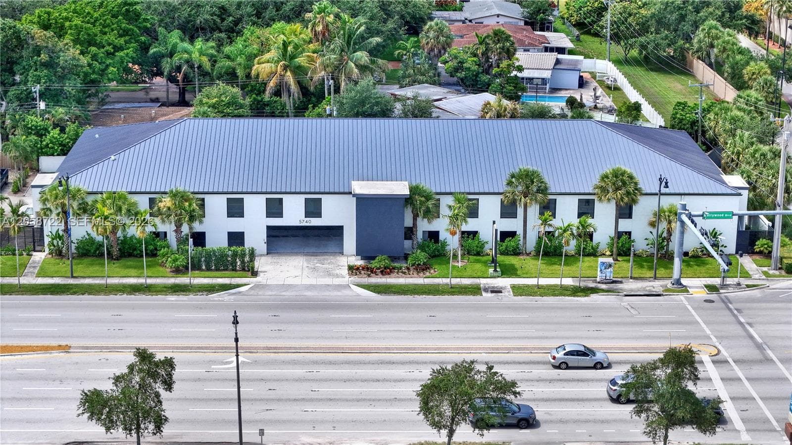 5740 Hollywood Blvd, Hollywood, FL 33021