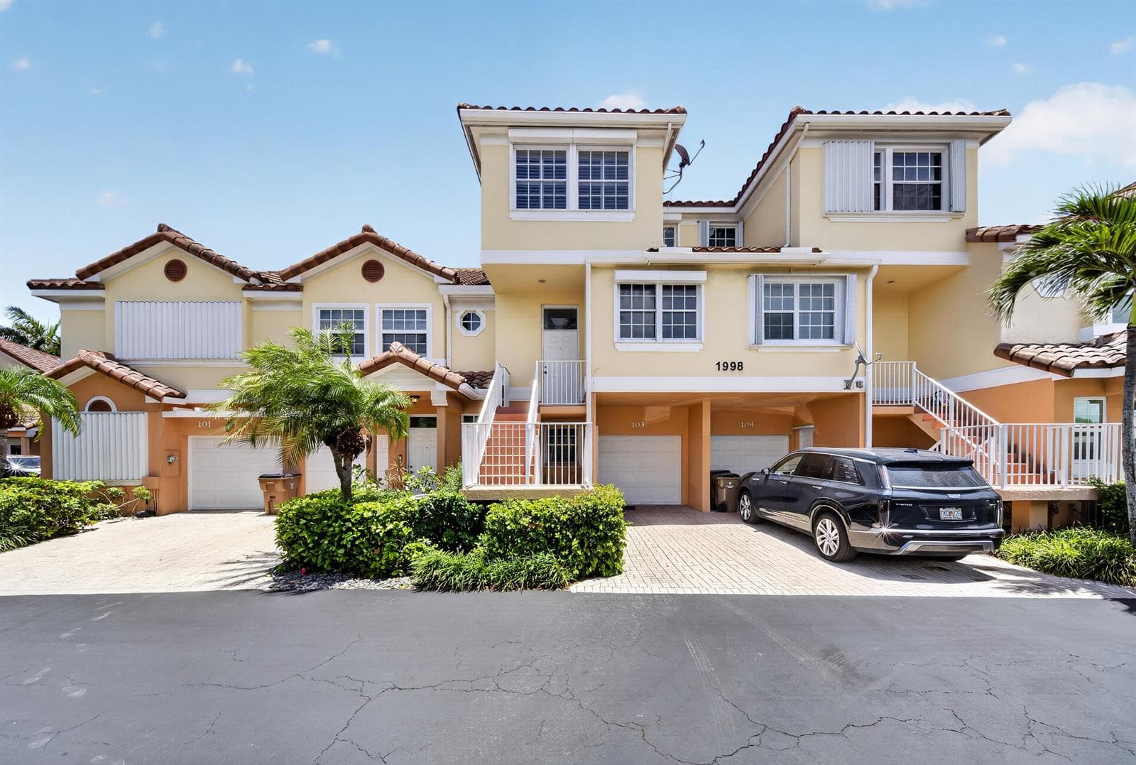 1998 NE 7TH Street # 103, Deerfield Beach, FL 33441