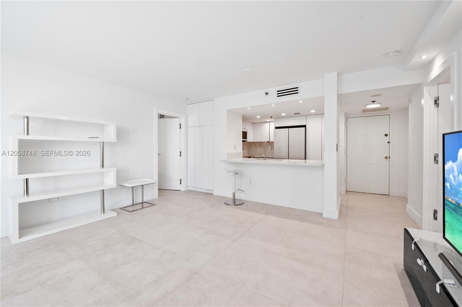 540 Brickell Key Dr # 719, Miami, FL 33131 photo 5