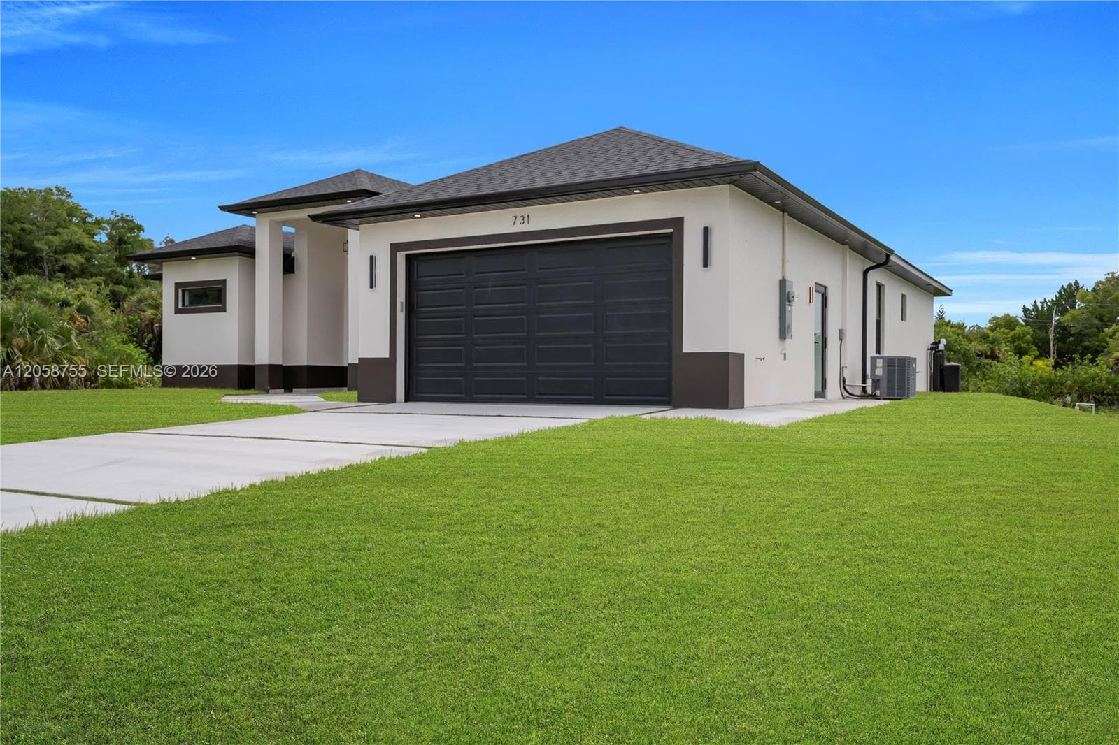 731 La Plata Ave, Lehigh Acres, FL 33974 photo 3