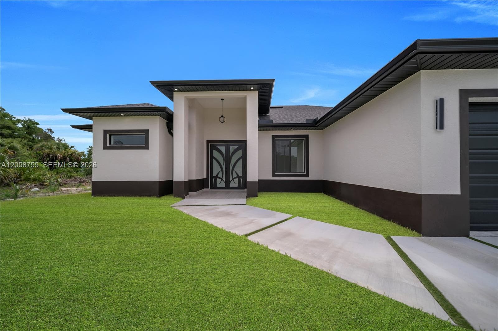 731 La Plata Ave, Lehigh Acres, FL 33974 photo 4