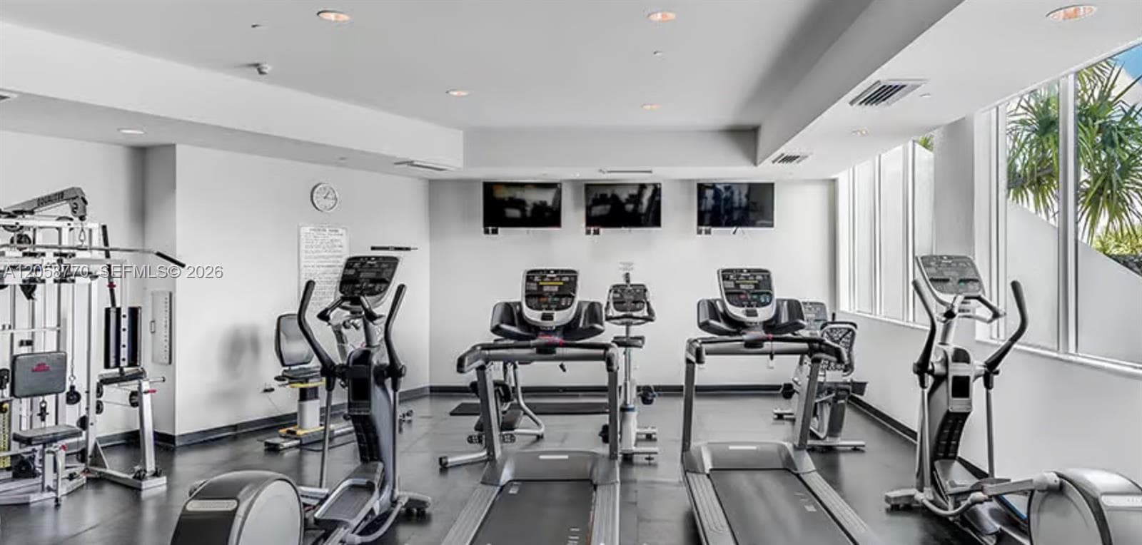 2475 Brickell Ave # 1609, Miami, FL 33129 photo 3