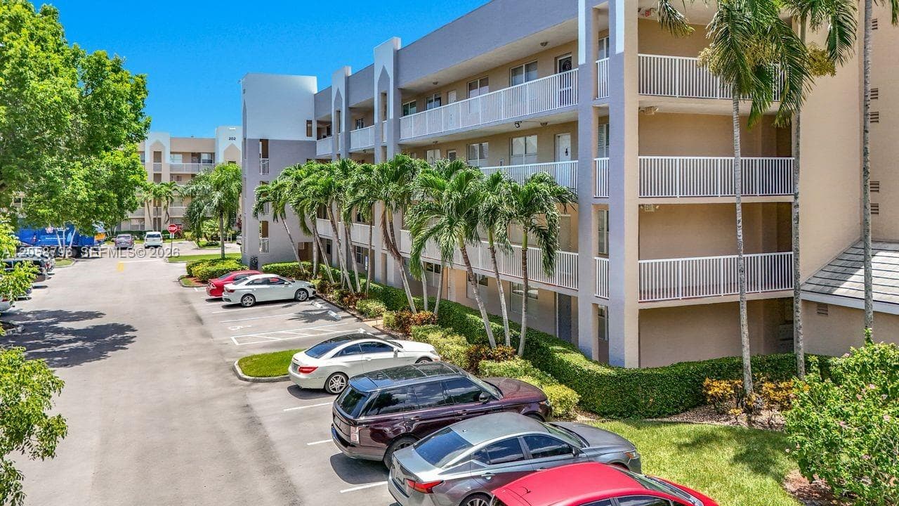 10208 NW 24th Pl # 205, Sunrise, FL 33322 photo 3