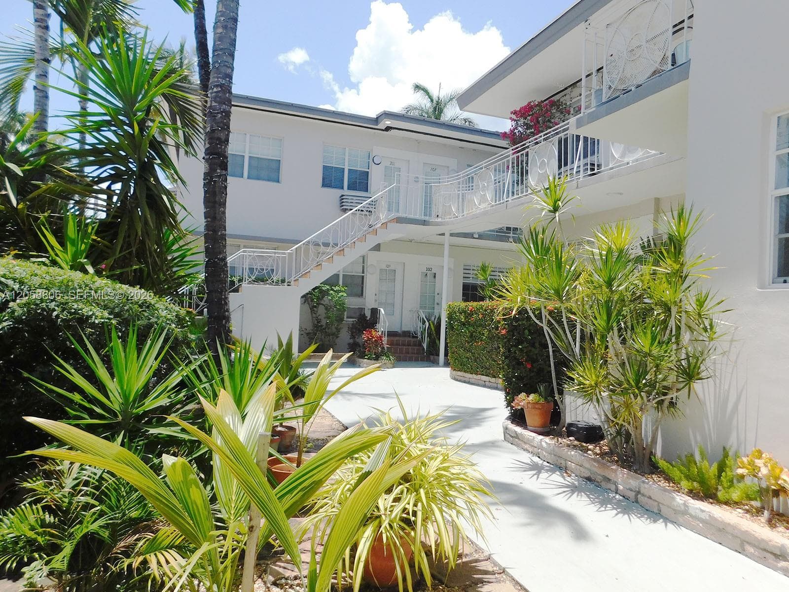 717 Espanola Way # 201, Miami Beach, FL 33139 photo 3
