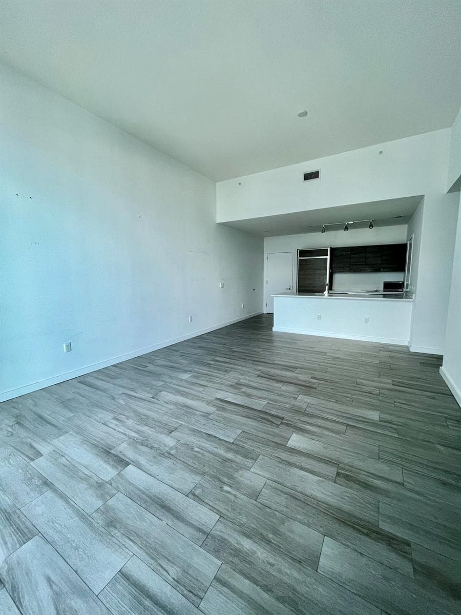 1100 S MIAMI Avenue # 4209, Miami, FL 33130 photo 3