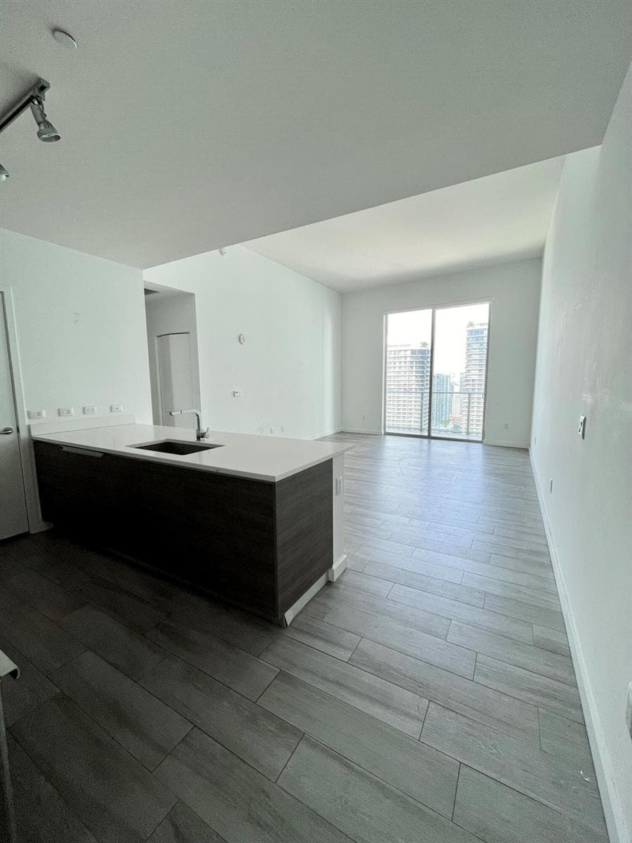 1100 S MIAMI Avenue # 4209, Miami, FL 33130