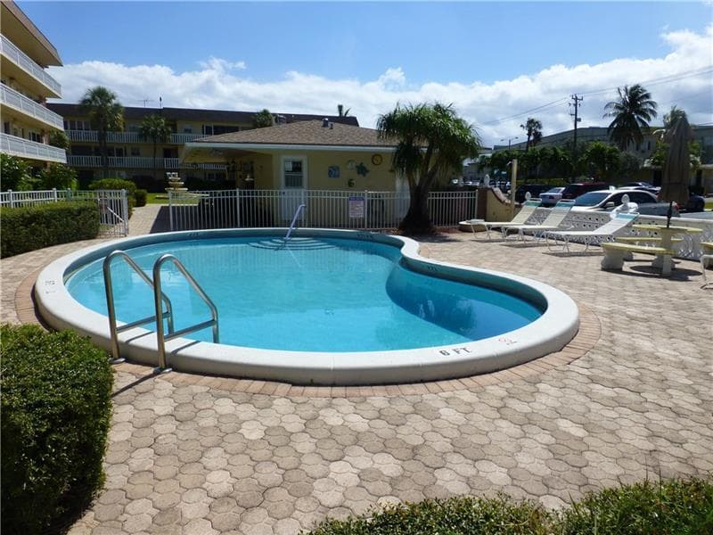 1965 SE 5TH Court # 104, Pompano Beach, FL 33060 photo 2