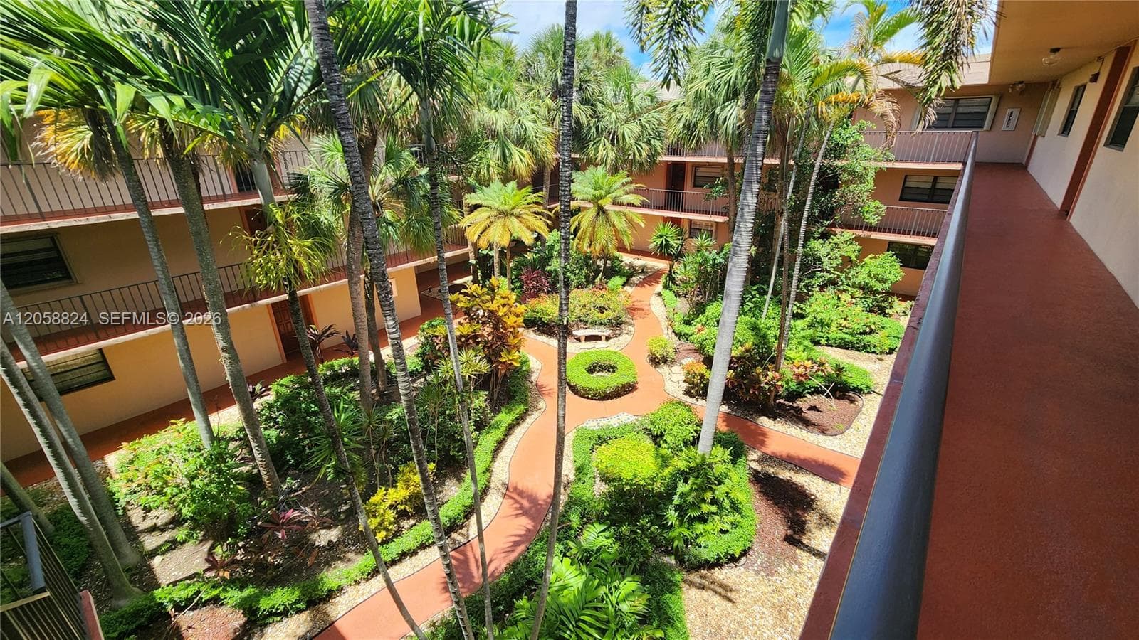 10985 SW 107th St # 304, Miami, FL 33176 photo 3