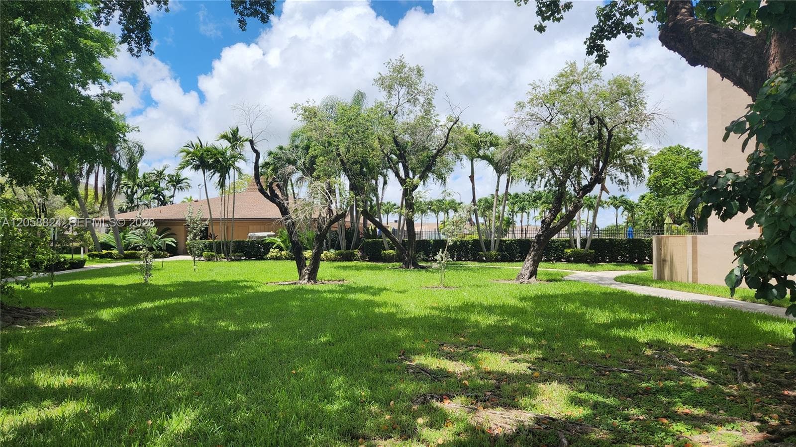 10985 SW 107th St # 304, Miami, FL 33176