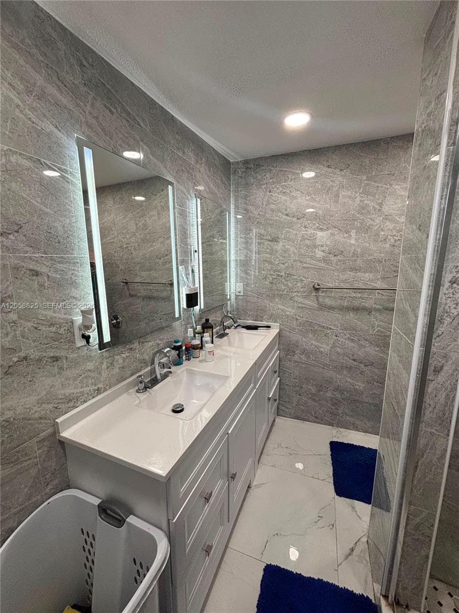 2855 NW 163rd St, Miami Gardens, FL 33054 photo 3