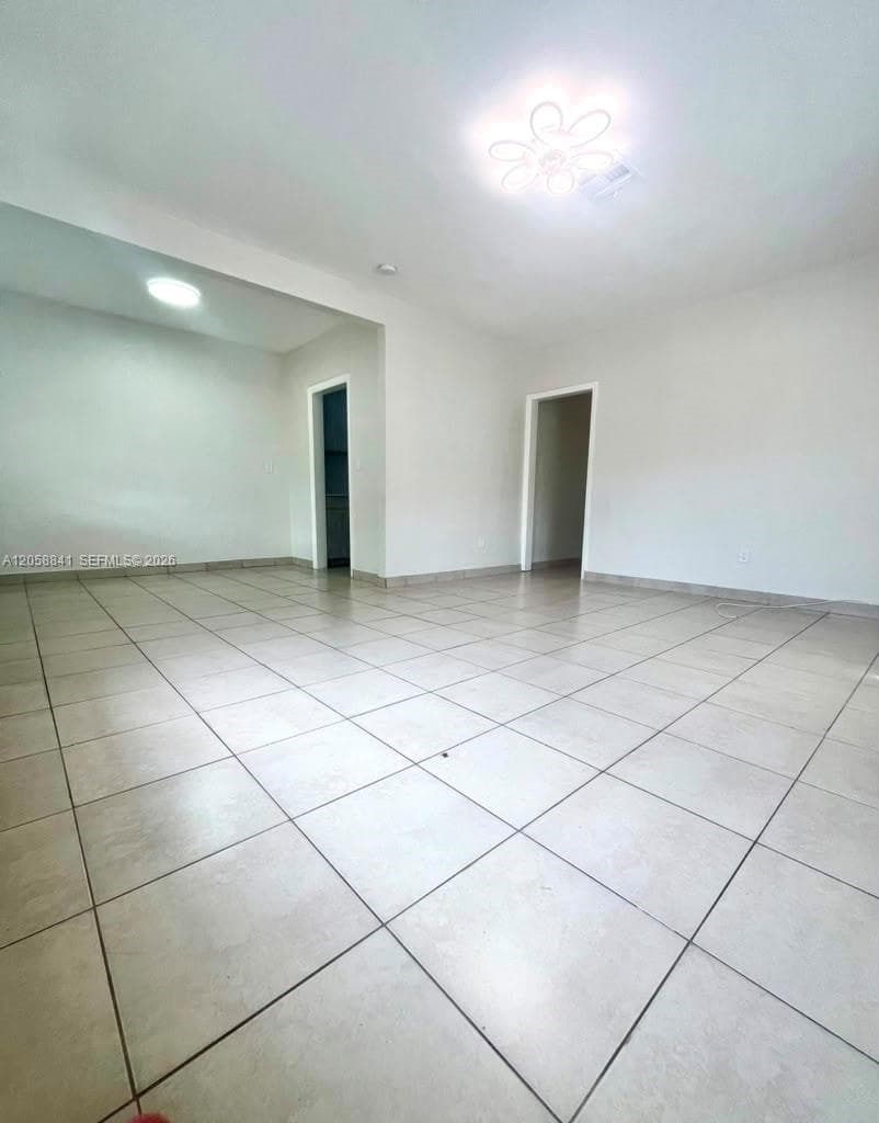 1679 NE 176 ST, North Miami Beach, FL 33162 photo 4