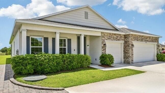 717 CAVERN Terrace, Sebastian, FL 32958 photo 2
