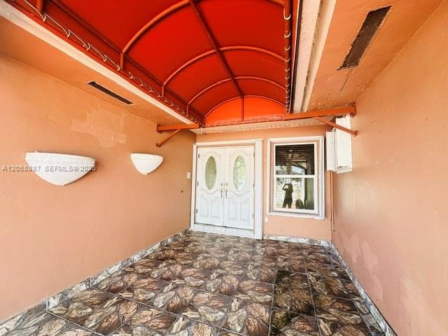 3179 SW 139th Ct, Miami, FL 33175 photo 2