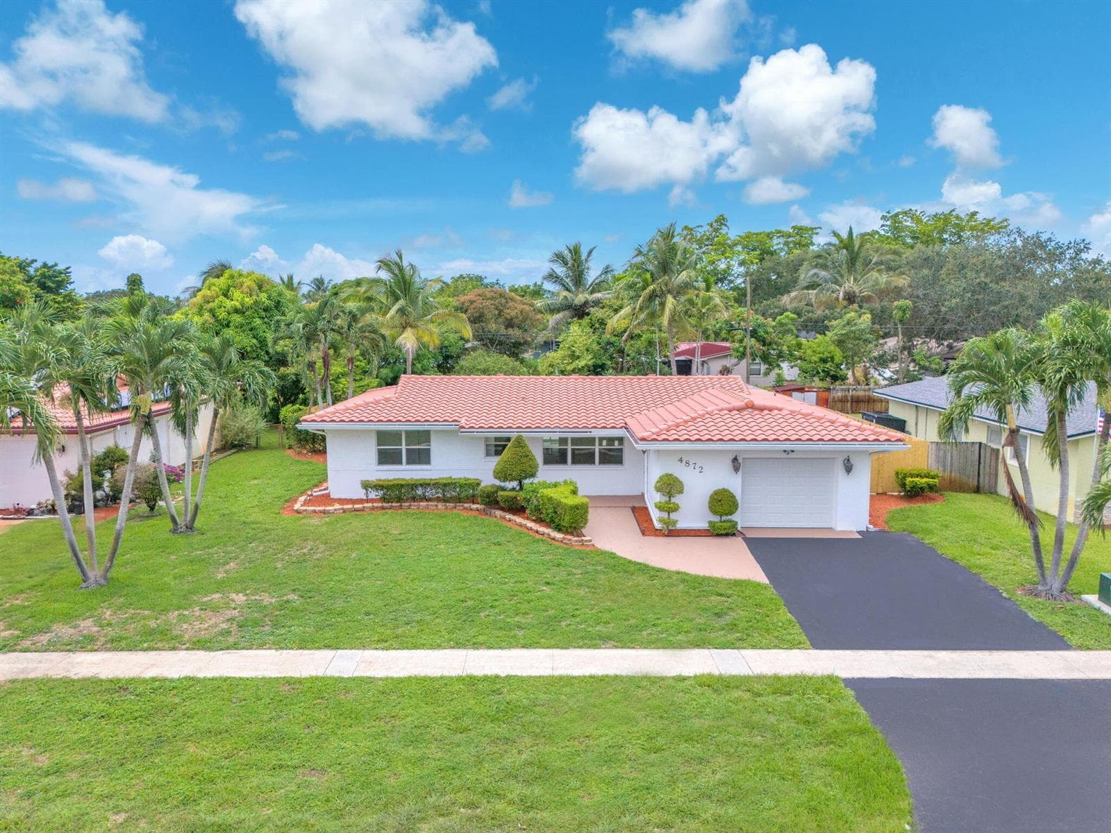 4872 NW 6TH Court, Plantation, FL 33317 photo 2