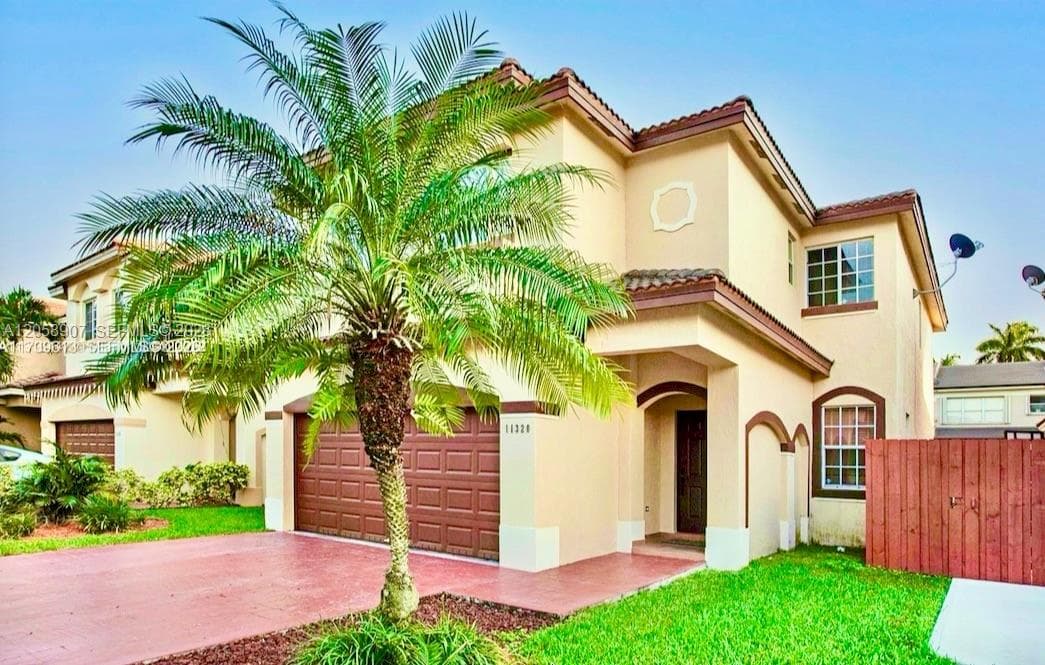 11320 NW 43rd Ter, Doral, FL 33178