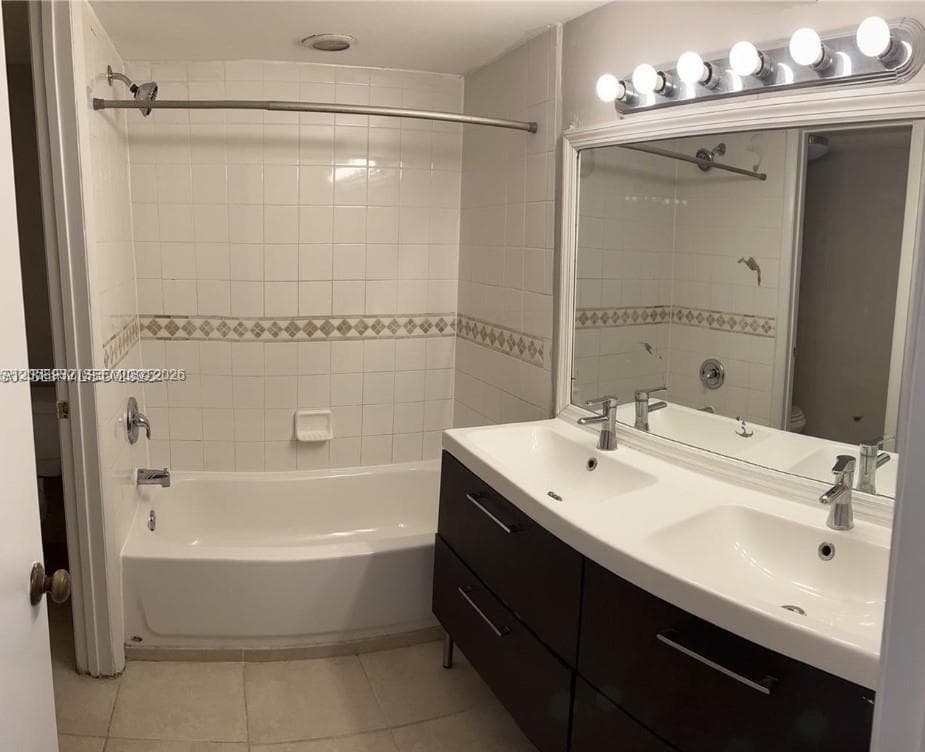 1149 Independence Trl # 1149G, Homestead, FL 33034 photo 3