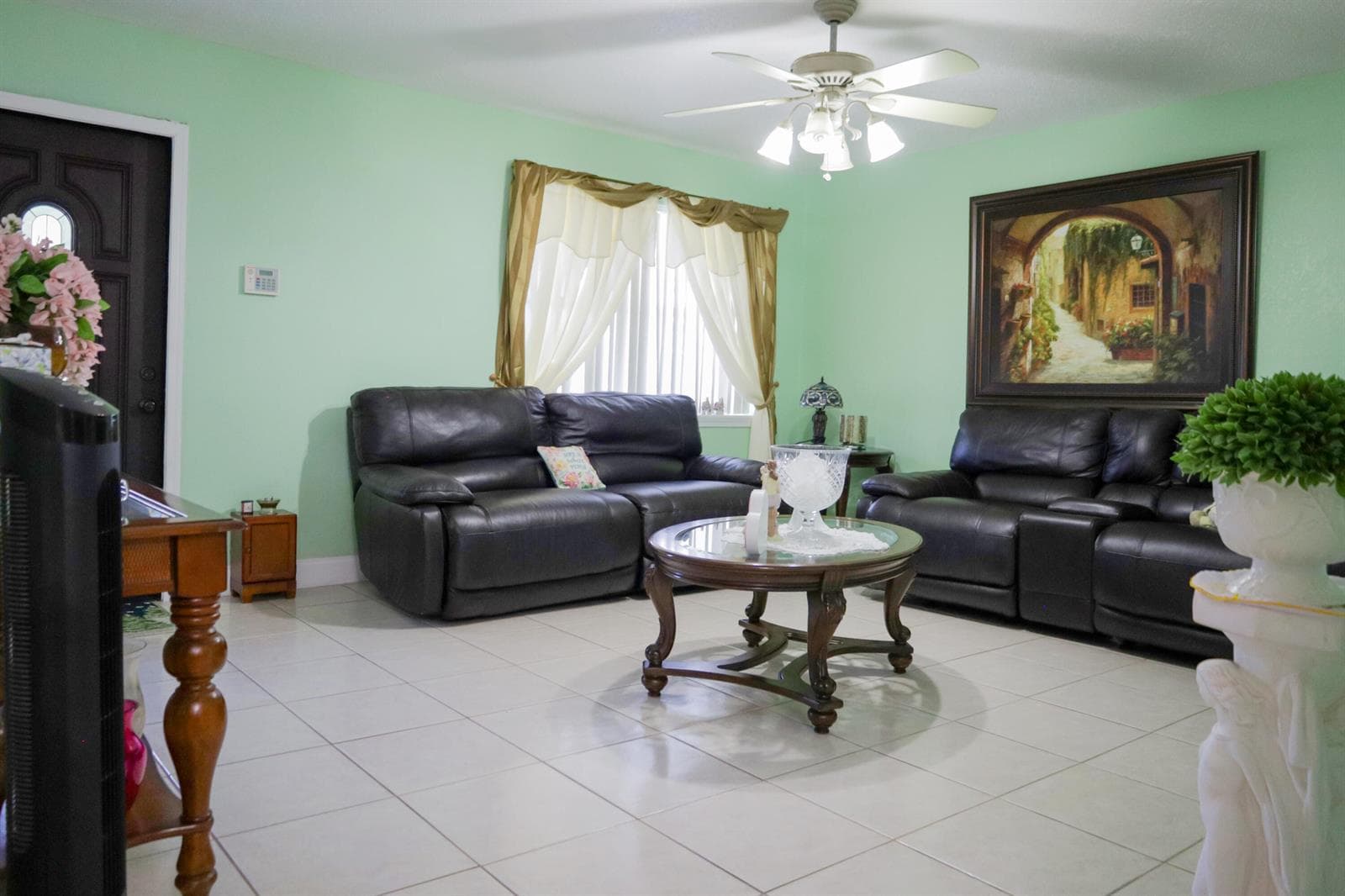 3335 10th Avenue N, Palm Springs, FL 33461 photo 4