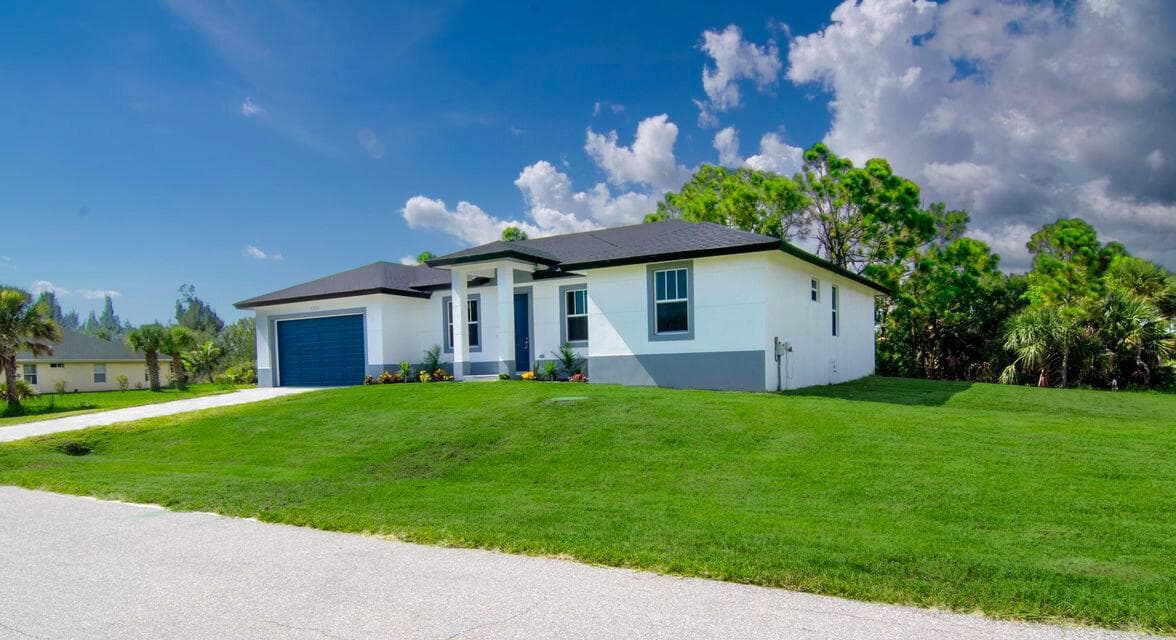 10654 Washington Road, Port Charlotte, FL 33981 photo 4