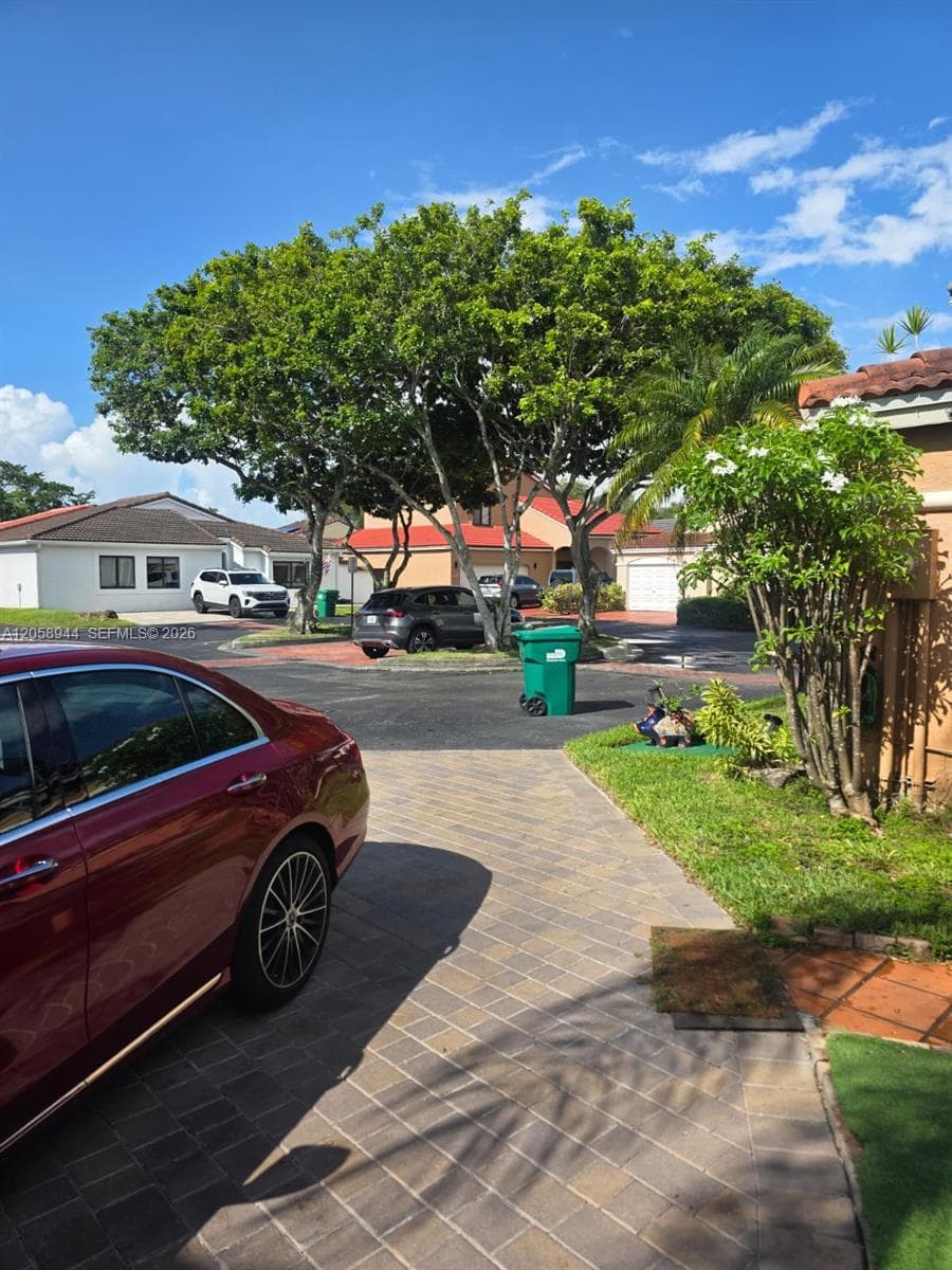 421 SW 87th Ct # 0, Miami, FL 33174