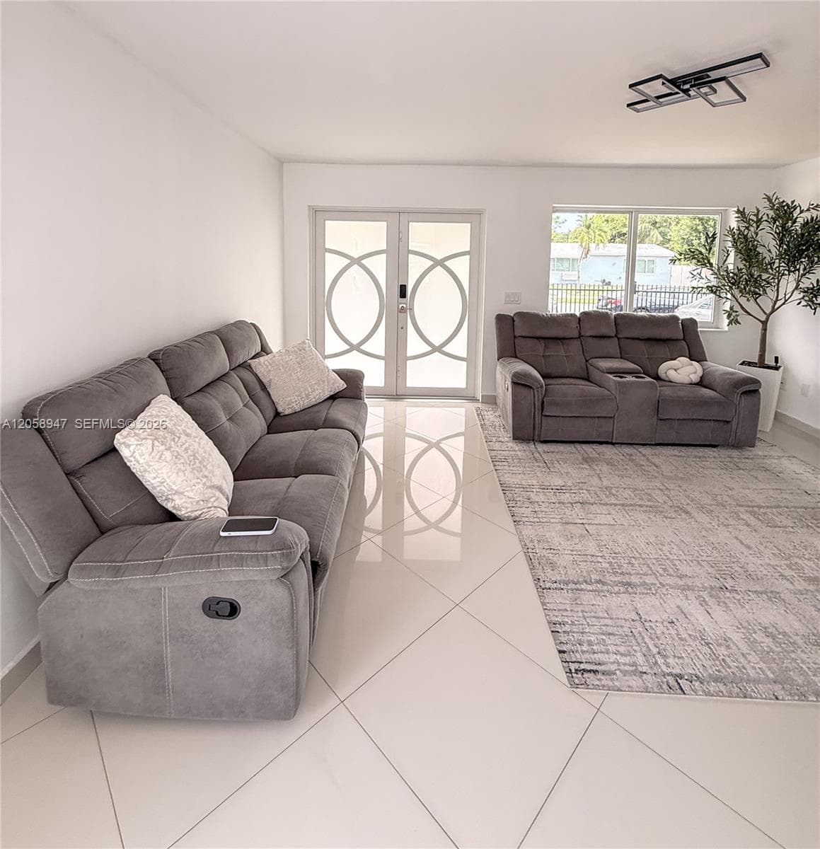 20130 SW 106th Ave, Cutler Bay, FL 33189 photo 5