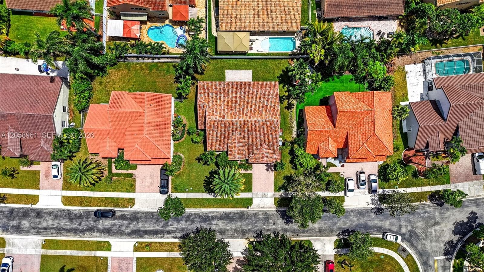 19352 NW 11th St, Pembroke Pines, FL 33029 photo 4