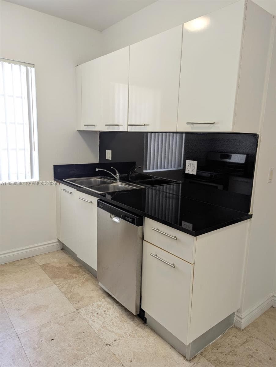 1932 Michigan Ave # 5, Miami Beach, FL 33139 photo 5