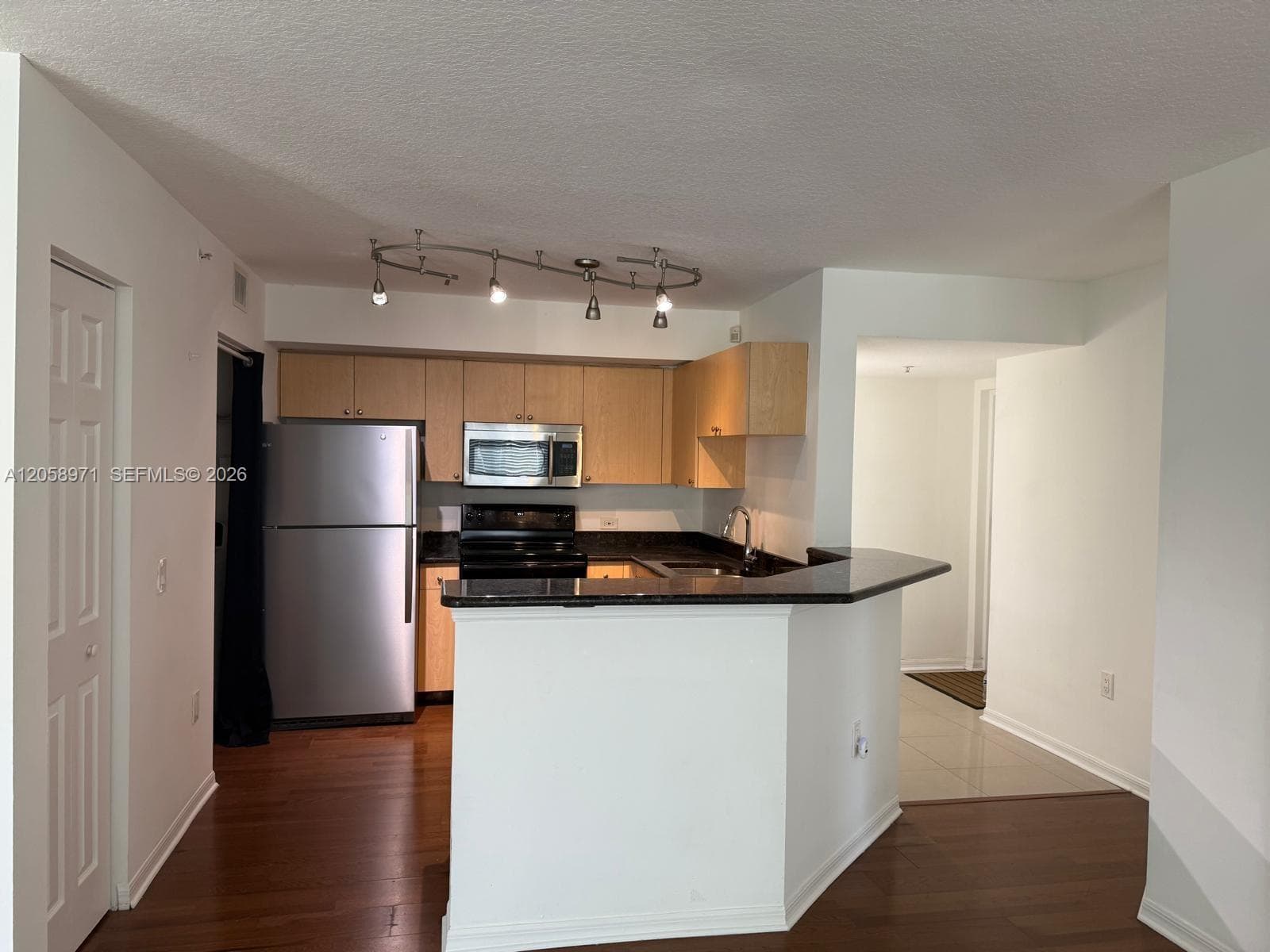 401 Villa Cir # 401, Boynton Beach, FL 33435 photo 4